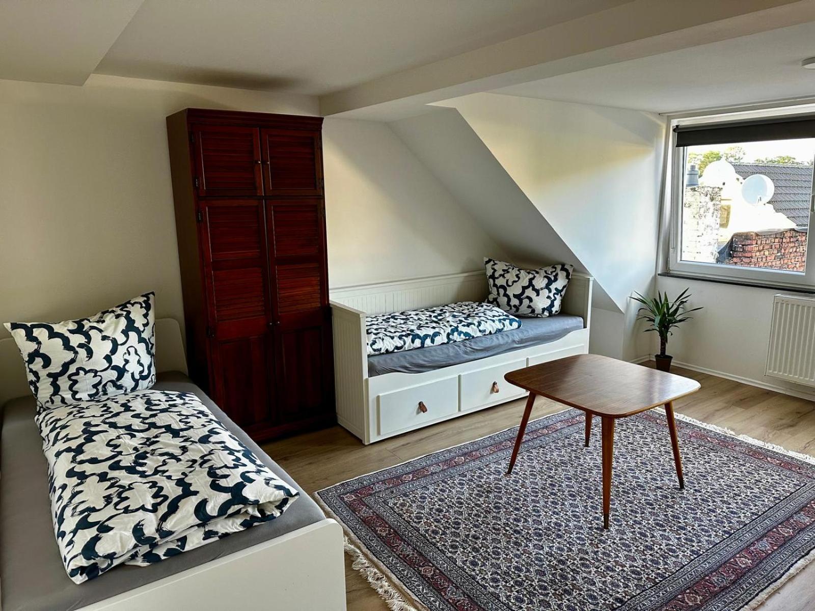 Bee Flats Apartment
